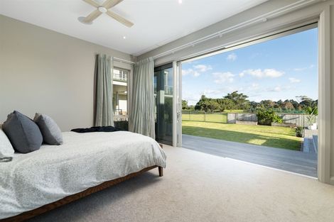Photo of property in 114 Oceanbeach Road, Mount Maunganui, 3116