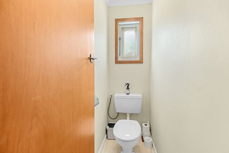 Photo of property in 35 Fernleigh Street, Ferndale, New Plymouth, 4310