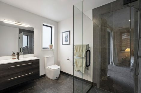 Photo of property in 3 Mount Prospect Lane, Wanaka, 9305