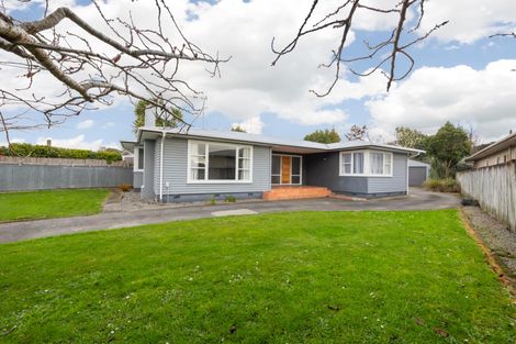 Photo of property in 88 Wikiriwhi Crescent, Awapuni, Palmerston North, 4412