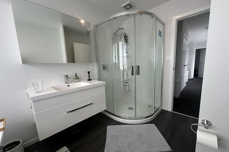 Photo of property in 395 Stokes Valley Road, Stokes Valley, Lower Hutt, 5019