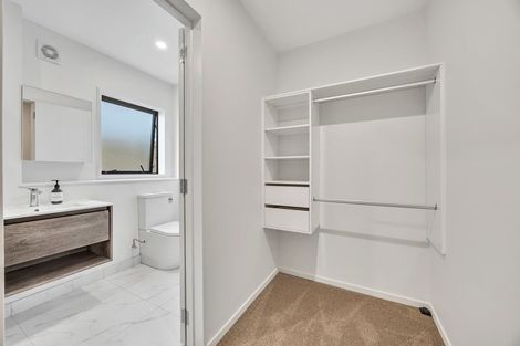 Photo of property in 13d Morton Avenue, Forrest Hill, Auckland, 0620