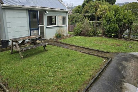 Photo of property in 16 Picton Avenue, Newtown, Wellington, 6021