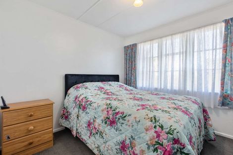 Photo of property in 38 Hand Road, Helensville, 0800