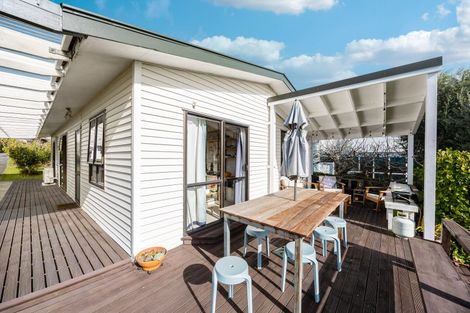 Photo of property in 44 Mcintyre Road, Mangere Bridge, Auckland, 2022