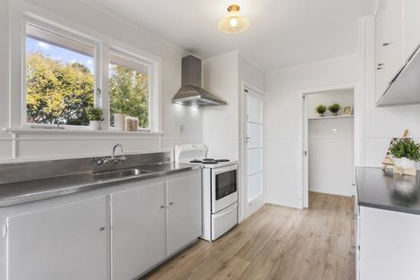 Photo of property in 11 Royal Arch Place, Rosehill, Papakura, 2113