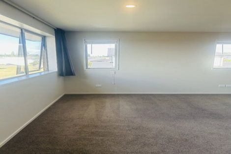 Photo of property in 10 Pakura Street, Pegasus, 7612