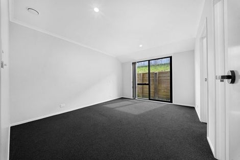 Photo of property in 36 Leathem Crescent, Pokeno, 2402