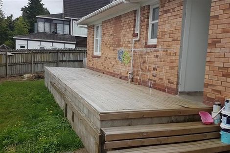 Photo of property in 163 Ti Rakau Drive, Pakuranga Heights, Auckland, 2010