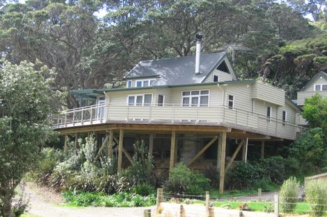 Photo of property in 126 Tangiora Avenue, Whangapoua, Coromandel, 3582
