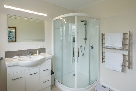 Photo of property in 22 Awanui Drive, Waikanae, 5036