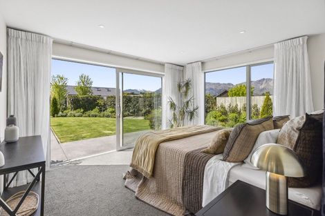 Photo of property in 10 Teal Place, Lake Hawea, Wanaka, 9382