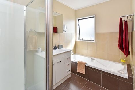 Photo of property in 153 Finlayson Avenue, Clendon Park, Auckland, 2103