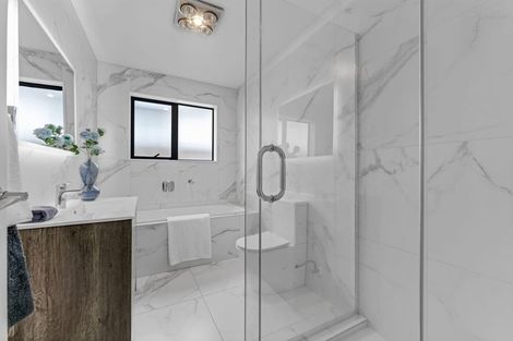 Photo of property in 14 Noia Way, Karaka, Papakura, 2113