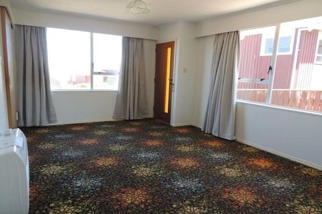 Photo of property in 6b Reese Jones Grove, Maungaraki, Lower Hutt, 5010