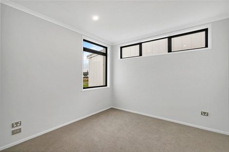 Photo of property in 4d Nohoanga Road, Karaka, Papakura, 2113