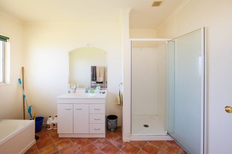 Photo of property in 9 Woodgate Court, Fitzherbert, Palmerston North, 4410