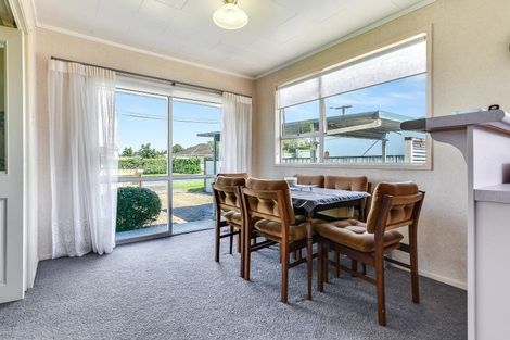 Photo of property in 1 Poaka Avenue, Dinsdale, Hamilton, 3204