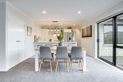 Photo of property in 10 Hikawera Drive, Frimley, Hastings, 4120