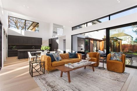 Photo of property in 99a Fendalton Road, Fendalton, Christchurch, 8014