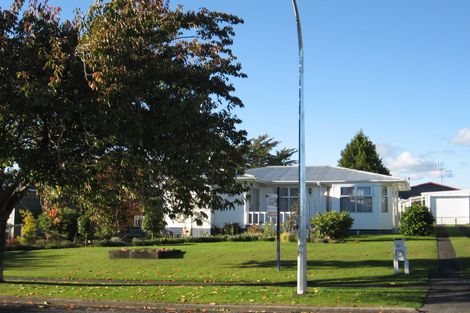 Photo of property in 41 Aotea Crescent, Tokoroa, 3420