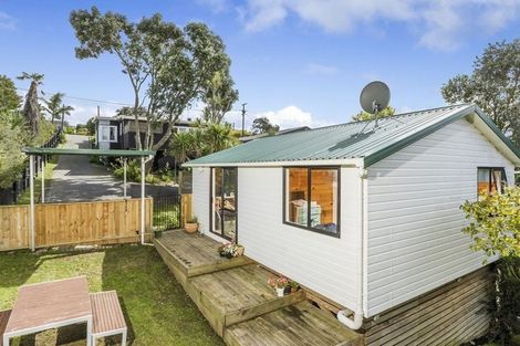 Photo of property in 42a Matipo Road, Mairangi Bay, Auckland, 0630