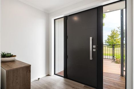 Photo of property in 17 Holmes Hanover Lane, Halswell, Christchurch, 8025