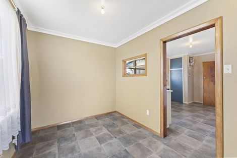 Photo of property in 15 Fox Street, Woodville, 4920
