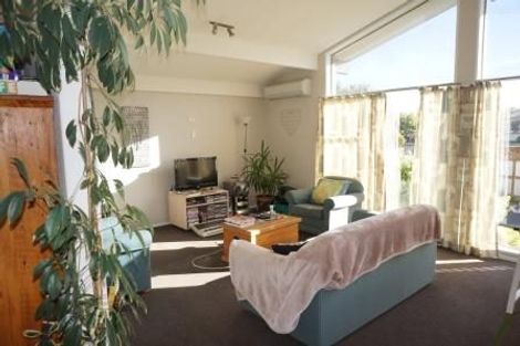 Photo of property in 32 East Belt, Rangiora, 7400