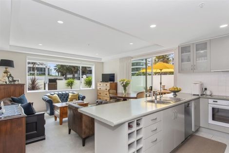 Photo of property in 5/12 Maunganui Road, Mount Maunganui, 3116
