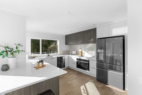 Photo of property in 5 Landsdowne Terrace, Karori, Wellington, 6012