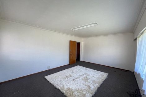 Photo of property in 3a Sutton Crescent, Papatoetoe, Auckland, 2025