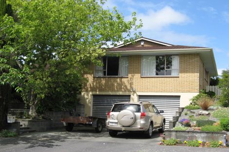 Photo of property in 3 Hillcrest Place, Avonhead, Christchurch, 8042