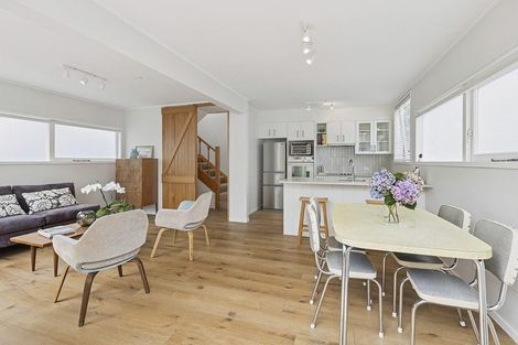 Photo of property in 1/1 Cottleville Terrace, Thorndon, Wellington, 6011