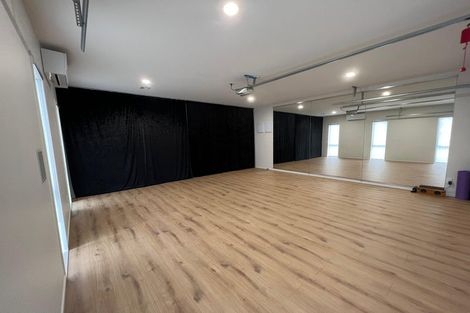 Photo of property in 18 Vintry Drive, Huapai, Kumeu, 0810