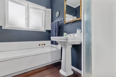 Photo of property in 17 Clark Road, Pahurehure, Papakura, 2113