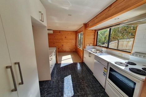 Photo of property in 2/73 Balmain Road, Birkenhead, Auckland, 0626