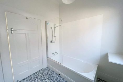 Photo of property in 52 Young Street, Saint Kilda, Dunedin, 9012