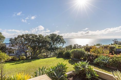 Photo of property in 1420 Whangaparaoa Road, Army Bay, Whangaparaoa, 0930