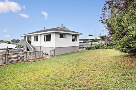 Photo of property in 67 Puriri Road, Pukekohe, 2120