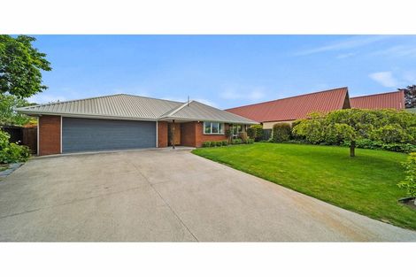 Photo of property in 4 Fountainhead Lane, Hillmorton, Christchurch, 8025