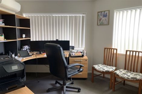 Photo of property in 26 Gavinike Place, Waimauku, 0812