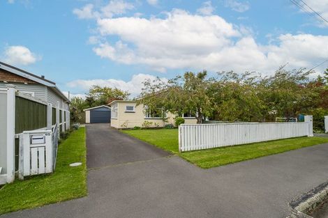 Photo of property in 65 Martin Avenue, Beckenham, Christchurch, 8023