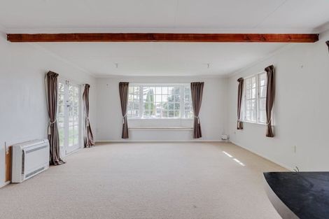 Photo of property in 39 John F Kennedy Drive, Milson, Palmerston North, 4414