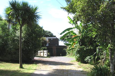 Photo of property in 1/58 Cliff Road, Torbay, Auckland, 0630