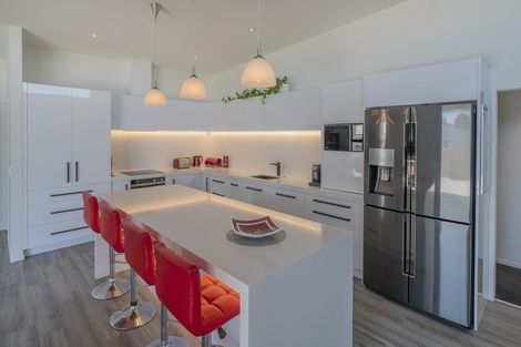 Photo of property in 51 Longreach Drive, Cooks Beach, Whitianga, 3591