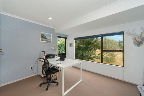 Photo of property in 32 Cooper Place, Chedworth, Hamilton, 3210