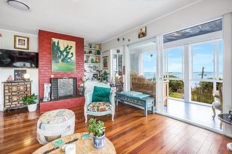 Photo of property in 63 Ames Street, Paekakariki, 5034