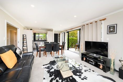 Photo of property in 15a Thomson Street, West End, Palmerston North, 4412