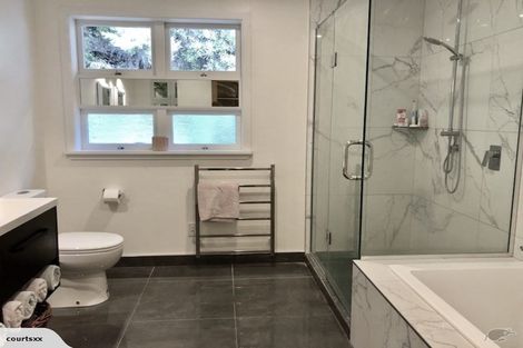 Photo of property in 9 The Close, Greenhithe, Auckland, 0632